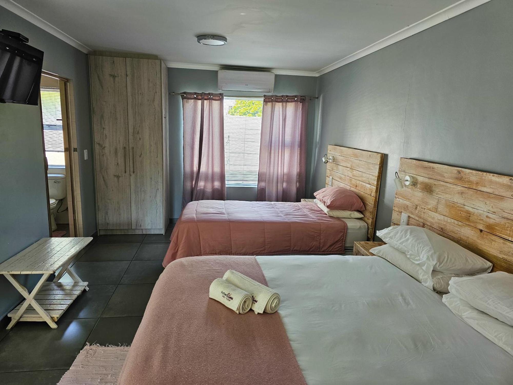 Northern Vine Guesthouse B&B Self-Catering ブラッケンフェル エクステリア 写真